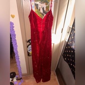 Nothing wrong with dress still has tag just ended up with two prom dresses